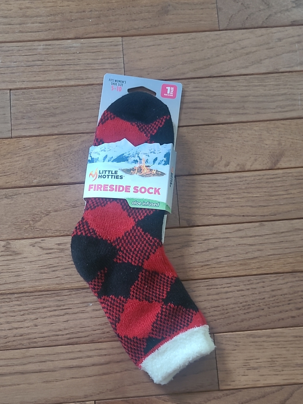 Men's Red & Black Plaid Fireside Sock